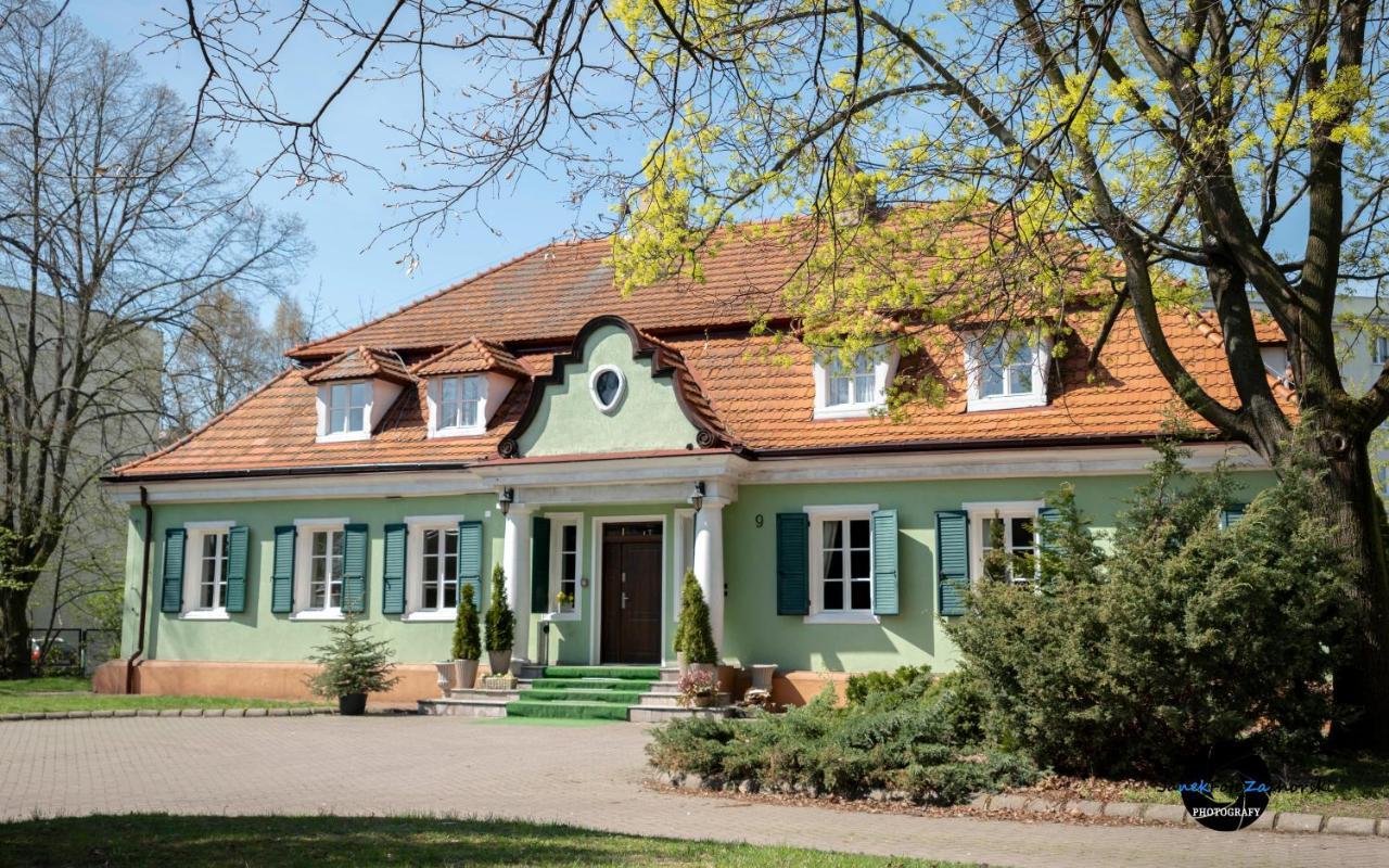 Cukrovia Kutno Exterior foto
