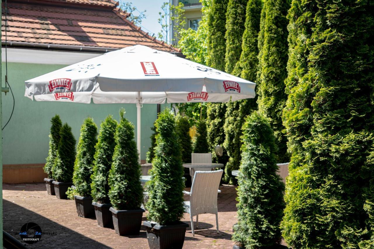 Cukrovia Kutno Exterior foto